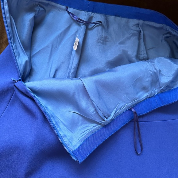 J. Crew Deep Blue Fit And flare Mini Skirt Sz 8 Zipper Is On The Back - Picture 10 of 10